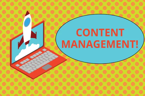 Tekst bord met content management. Conceptueel foto proces dat analyseert verzamelt en publiceert informatie raket lanceren wolken laptop achtergrond. Opstart project groeit. Seo. — Stockfoto