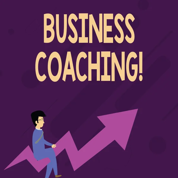 Woord tekst schrijven business coaching. Business concept voor het helpen van werknemers worden actiever overleg met een deskundige zakenman met brillen rijden kromme kleur pijl wijzend omhoog gaan. — Stockfoto