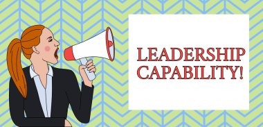 Liderlik yeteneğini gösteren kavramsal el yazısı. Bir liderin verimli bir şekilde yol açabilecek kapasiteyi nasıl geliştirebilir iş fotoğrafı metin kadın ceket Ponytail loudhailer içine çığlık dikdörtgen kutu.