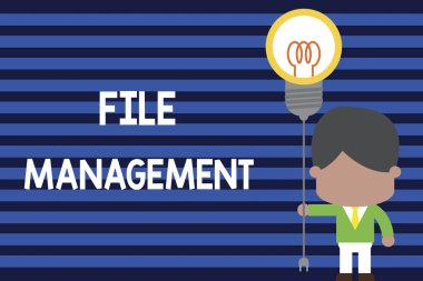 Dosya Yönetimini gösteren not yazılıyor. Verileri analiz etmek için kullanıcı arayüzü sağlayan iş fotoğrafı görüntüleme bilgisayar programı Fiş soketi ampul Fikri Başlangıcı tutan adam kravatı.