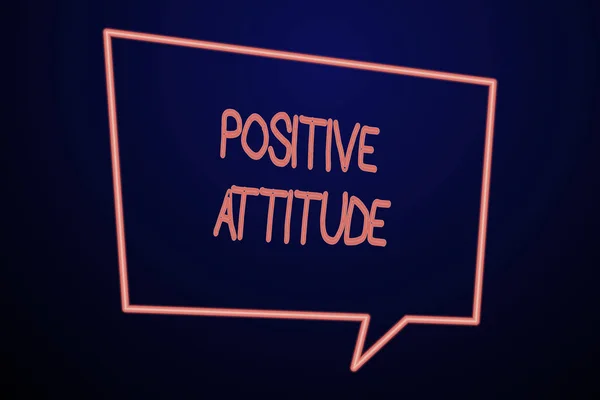 Текст написания слов "Позитивное отношение". Бизнес-концепция "Быть оптимистом в жизни в поисках хорошего" Пустая неоновая копия космической речи Пузырь с таилом, указывающим вниз . — стоковое фото