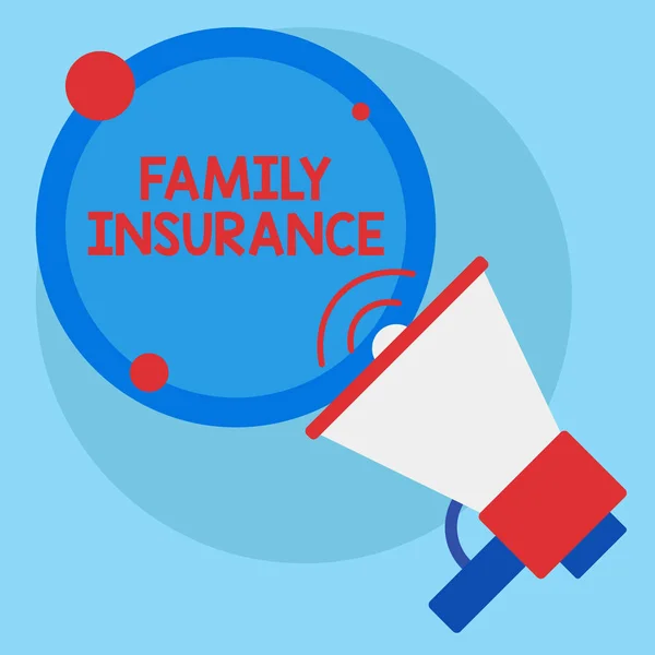 Writing note showing Family Insurance. Business photo showcasing paying a partial or full health care for relatives SpeakingTrumpet Empty Round Stroked Speech Text Balloon Announcement. — ストック写真
