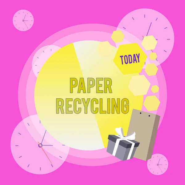 Escritura manual conceptual que muestra el reciclaje de papel. Exhibición de fotos de negocios Usando los papeles usados de una nueva manera reciclándolos Tarjeta de felicitación Paquete de regalo de póster Caja decorada por Bowknot . —  Fotos de Stock