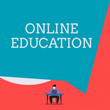 Çevrimiçi Eğitimi gösteren bir not. İş fotoğraflama çalışması ve öğrenme adamı koltuğunda otururken dizüstü bilgisayarın geometrik arka planının çalışmasını kolaylaştırma etik uygulaması.