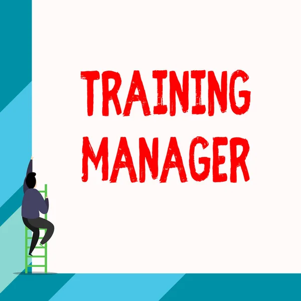 Nota di scrittura che mostra Training Manager. Business photo vetrina dando competenze necessarie per il miglioramento di posizioni elevate Indietro vista giovane donna capelli lunghi in possesso di annuncio quadrato vuoto . — Foto Stock