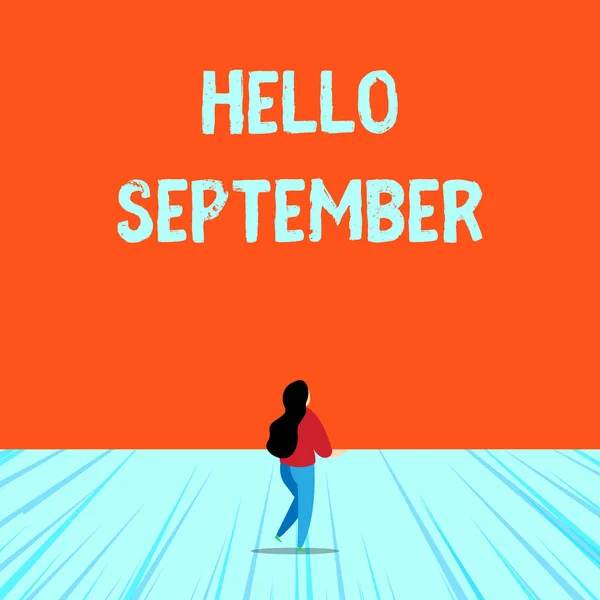 Escritura a mano conceptual que muestra Hello September. Texto de la foto de negocios con ganas de una cálida bienvenida al mes de septiembre Joven mujer de pelo largo sosteniendo en blanco cuadrado anuncio de diseño . — Foto de Stock