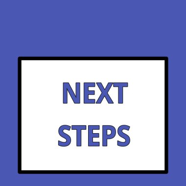 Sonraki Adımları gösteren bir not yazıyorum. Bir şeyi bitirdikten sonra yaptığın ya da planladığın bir şeyi gösteren iş fotoğrafı. Büyük boş dikdörtgen soyut geometrik arkaplanı kapat.