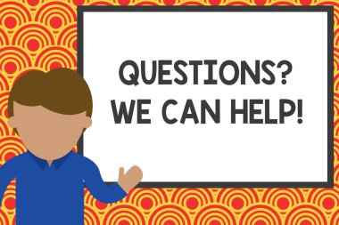 El yazısı metin yazma Sorular Soru Biz Yardımcı Olabiliriz. Konsept anlamı, projeyi işaret eden beyaz tahtanın önünde duran genç adamı tanımak isteyenlere yardım sunmak. fotoğraf Sanat.