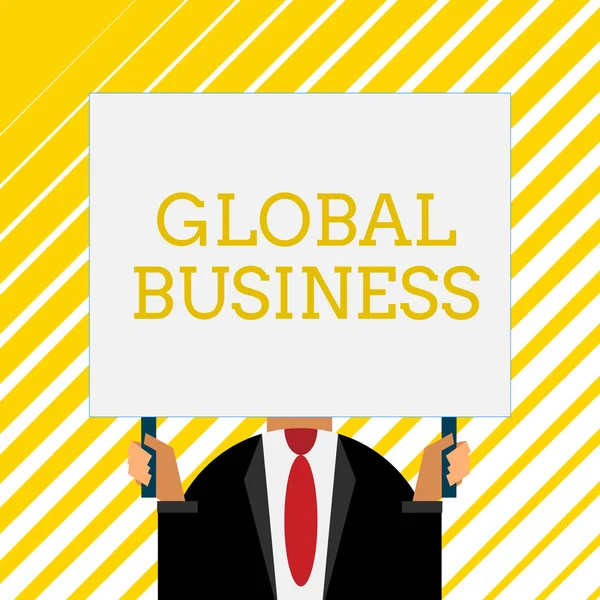 Письменный почерк Global Business. Концепция, означающая торговлю и деловую систему, которую компания делает по всему миру Старомодный способ подобрать людей в аэропорту держать большую доску с двумя руками . — стоковое фото