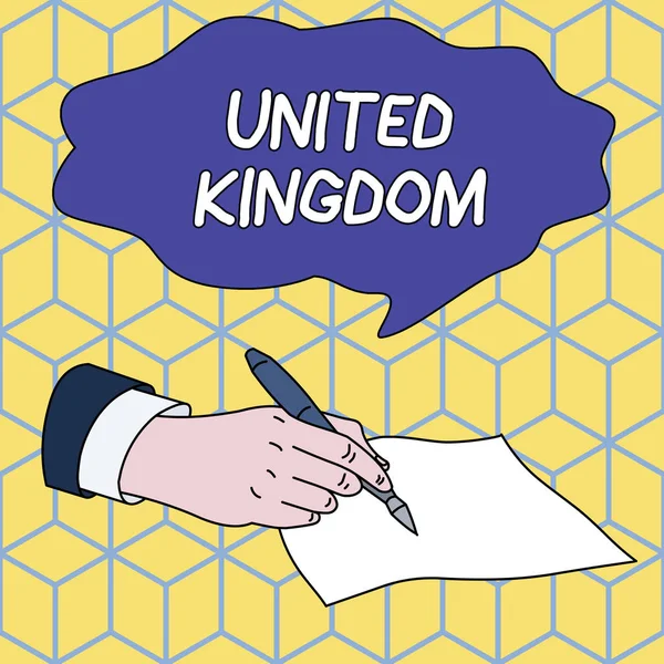 Πινακίδα κειμένου που δείχνει το Ηνωμένο Βασίλειο. Εννοιολογική φωτογραφία Island χώρα που βρίσκεται μακριά από τη βορειοδυτική ακτή της Ευρώπης αρσενικό χέρι επίσημο κοστούμι κρατώντας στυλό διαρκείας κενό κομμάτι χαρτιού γραφής. — Φωτογραφία Αρχείου