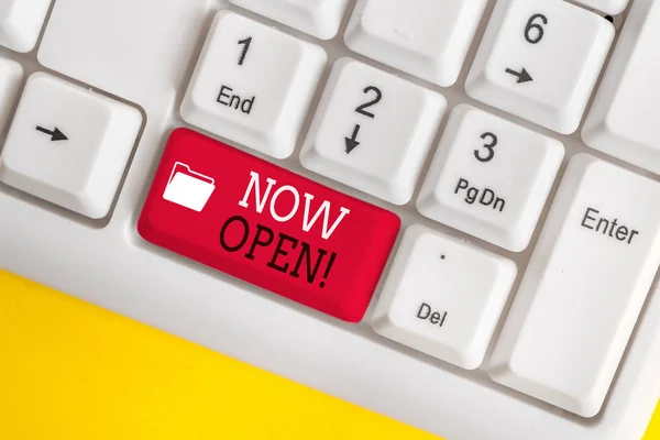 Conceptual hand writing showing Now Open. Business photo showcasing leave door or windows not closed or barred at this current time White pc keyboard with note paper above the white background. — Stock Photo, Image