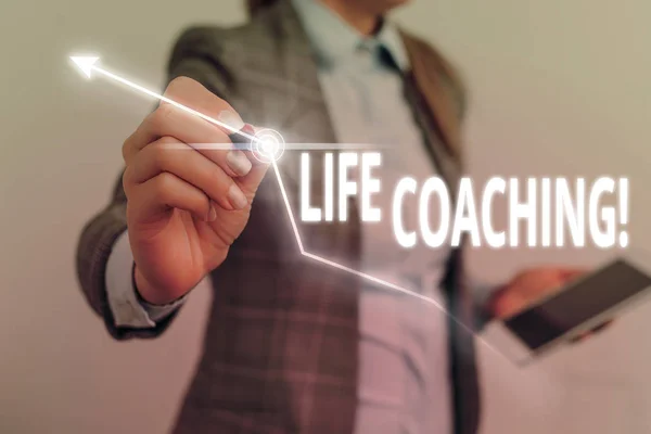 Scrivere testi a mano Life Coaching. Concetto che significa dimostrare di essere impiegati per aiutare a raggiungere i propri obiettivi nella carriera . — Foto Stock