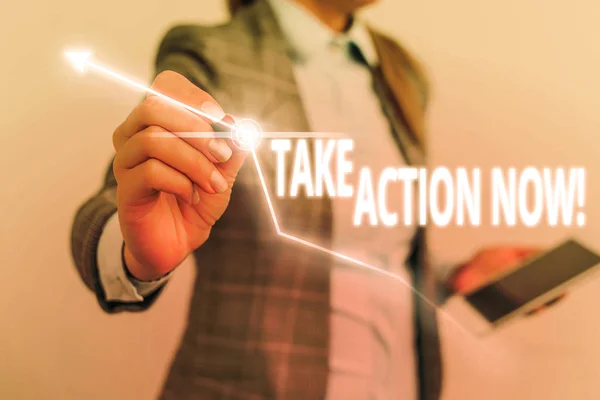 Escrita à mão escrita de texto Take Action Now. Conceito significado fazer algo oficial ou concertado alcançar objetivo com problema . — Fotografia de Stock