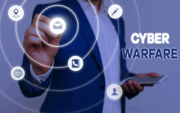 Escritura a mano conceptual que muestra Cyber Warfare. Texto de la foto de negocios Virtual War Hackers Sistema Ataques Ladrón digital acosador . — Foto de Stock