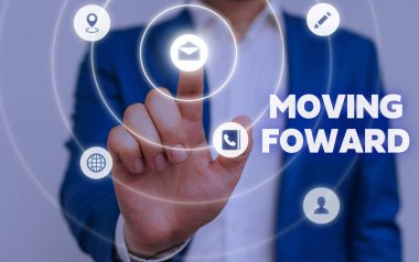 El yazısı metin Hareketli Foward. Bir Noktaya Doğru Kavram Anlamı İlerleme Yolunda İlerleme.