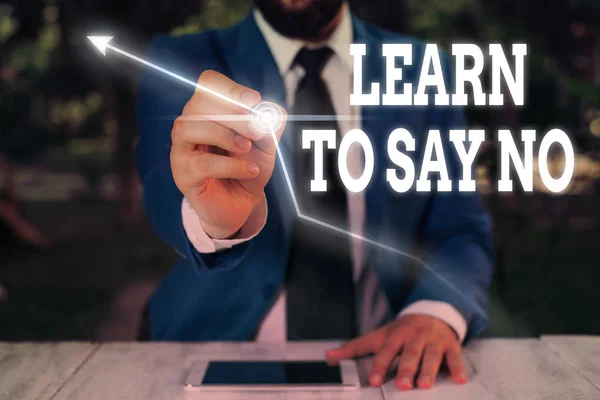 Sinal de texto mostrando Aprenda a dizer não. Foto conceitual recusar ou recusar algumas coisas antes de se destruir . — Fotografia de Stock