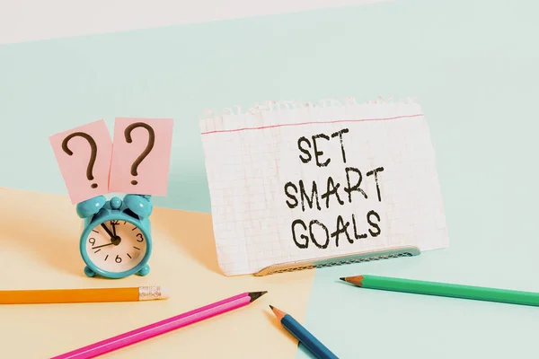 Scrivere testi a mano Set Smart Goals. Concetto che significa dare criteri da guidare nella definizione degli obiettivi . — Foto Stock