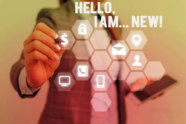 Signo de texto que muestra Hello I Am New. Foto conceptual usado saludo o iniciar conversación telefónica . —  Fotos de Stock