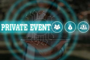 Kelime yazma metni Özel Olay. Özel Rezervasyonlar Rsvp Invitational Seated Woman için Iş konsepti akıllı cihaz kullanarak sunum sunan resmi iş elbisesi giymek.