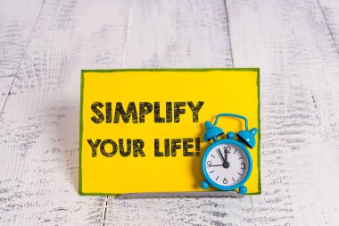 El yazısı metin yazma Hayatınızı Basitleştirin. Kavram anlamı önemli odaklanmış ve başkasının daha az olanlar hakkında endişelenmesine izin.