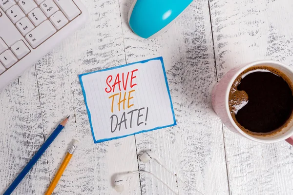 Writing note showing Save The Date. Business photo showcasing reserve the mentioned future wedding date on their calendar Technological devices colored reminder paper office supplies. — Stock Photo, Image