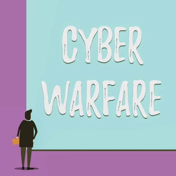 Escritura a mano conceptual que muestra Cyber Warfare. Foto de negocios mostrando Virtual War Hackers System Ataques Ladrón digital acosador Vista trasera mujer joven viendo rectángulo grande en blanco . — Foto de Stock