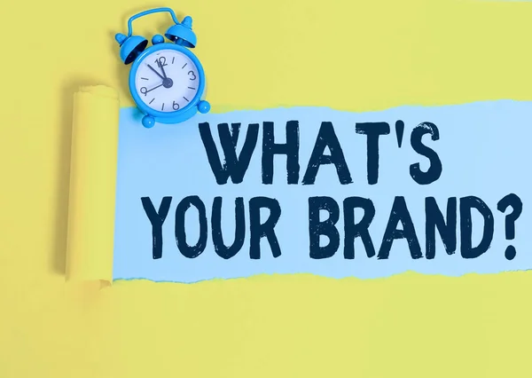 Texte textuel What S Your Brand Question. Concept d'entreprise pour poser des questions sur le logo du produit fait ou ce que vous communiquez . — Photo