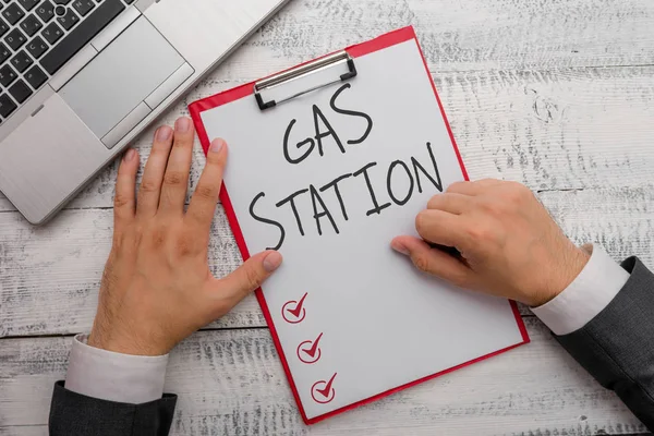 Handstil text handstil gasar posterar. Koncept betydelse för service av motorfordon, särskilt med bensin och olja. — Stockfoto