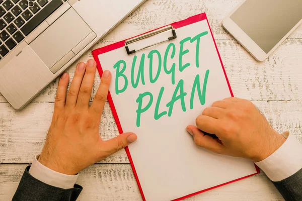 Εννοιολογική γραφή με χέρι που δείχνει το σχέδιο προϋπολογισμού. Οικονομικό πρόγραμμα κειμένου για μια καθορισμένη χρονική περίοδο συνήθως έτος. — Φωτογραφία Αρχείου