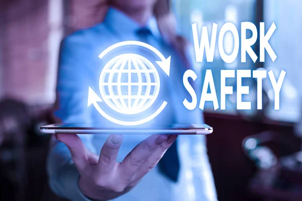 Woord tekst schrijven werk veiligheid. Bedrijfsconcept voor beleid en controle volgens overheids norm. — Stockfoto