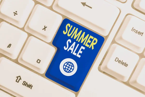 Writing note showing Summer Sale. Business photo showcasing Annual discount events that takes place during summer season White pc keyboard with note paper above the white background. — Stock Fotó