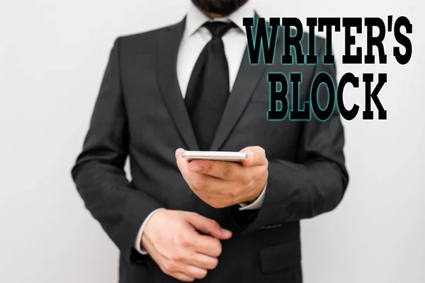 Escritura a mano Writer S Block. Concepto significado Condición de ser incapaz de pensar en qué escribir . — Foto de Stock