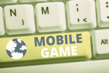 Kelime yazma metin Mobil Oyun. Onlar için iş konsepti beyaz arka plan tuşu kopyalama alanı üzerinde boş not kağıdı ile akıllı cihaz Beyaz pc klavye üzerinde çalışmak için yapılan eğlenceli programlar vardır.