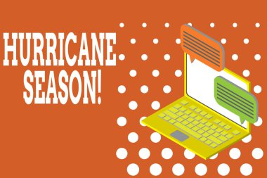 Kelime yazma metin Hurricane Season. Çoğu tropikal siklonlar internet kablosuz mesajlaşma bilgi gönderme alma Laptop geliştirmek için beklendiği zaman için iş kavramı.
