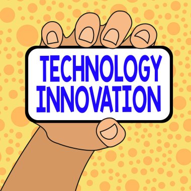 Teknoloji İnovasyonunu gösteren not yazma. Ürünlerin önemli teknolojik değişikliklerini sergileyen İş fotoğrafı Boş Ekran ve Metin Alanı ile Akıllı Telefonun El Ele Kapatılması.