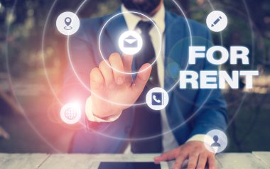 Kiralık metni gösteriyor. Mülkünüzü geçici olarak satın almak için kullanılabilir hale getirdiğinizde kavramsal fotoğraf.
