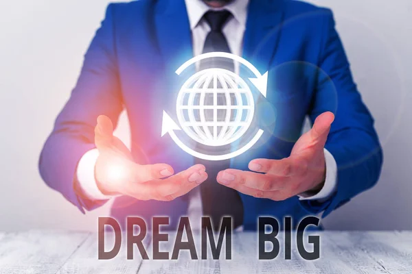 Text skylt som visar Dream Big. Konceptuell bild att tänka på något högt värde som du vill uppnå. — Stockfoto