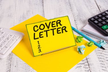 Kapak Mektubu'nu gösteren kavramsal el yazısı. Başvuranın kimlik bilgileri ve ilgi alanı olduğunu açıklayan iş fotoğrafı metin belgesi.