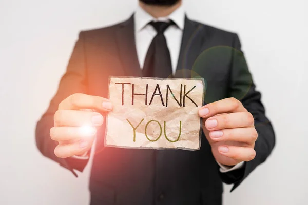 Escribiendo nota mostrando Gracias. Foto de negocios mostrando repetición en algo bueno o saludos con manera complacida . — Foto de Stock