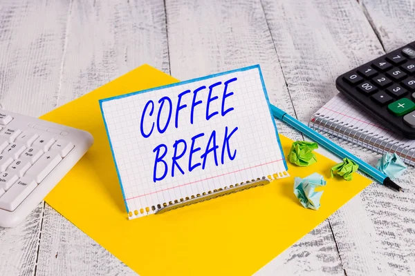 Manuscrito texto escrevendo Coffee Break. Conceito que significa pouco tempo quando você parar de trabalhar para tomar uma xícara de café . — Fotografia de Stock