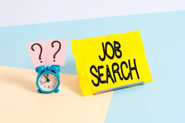 Handschrift tekst schrijven Job Search. Concept betekent een daad van demonstreren om werk te vinden dat geschikt is voor zijn beroep. — Stockfoto
