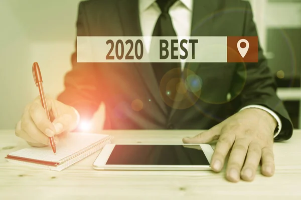 Schreiben Notiz zeigt 2020 am besten. Business-Foto präsentiert höchste Qualität in allen Bereichen getan Vorbereitung für das nächste Jahr. — Stockfoto