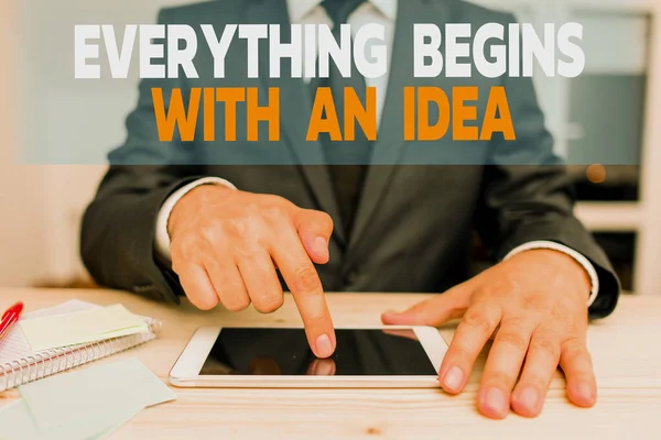 Alles beginnt mit einer Idee. Konzept bedeutet Schritte, die Sie unternehmen, um eine Idee in die Realität umzusetzen. — Stockfoto