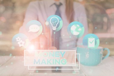 Sözcük yazma Para Kazanma. Kar elde etmek için iş konsepti. Özellikle de az bir çabayla. Kârlı kadın giyimi..