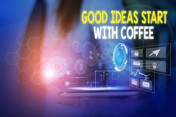 Gute Ideen beginnen beim Kaffee. Business-Konzept für Koffein-Liebhaber beginnen Tag damit, mehr Frauen tragen formale Arbeitsanzug präsentieren Präsentation mit Smart-Gerät zu tun. — Stockfoto