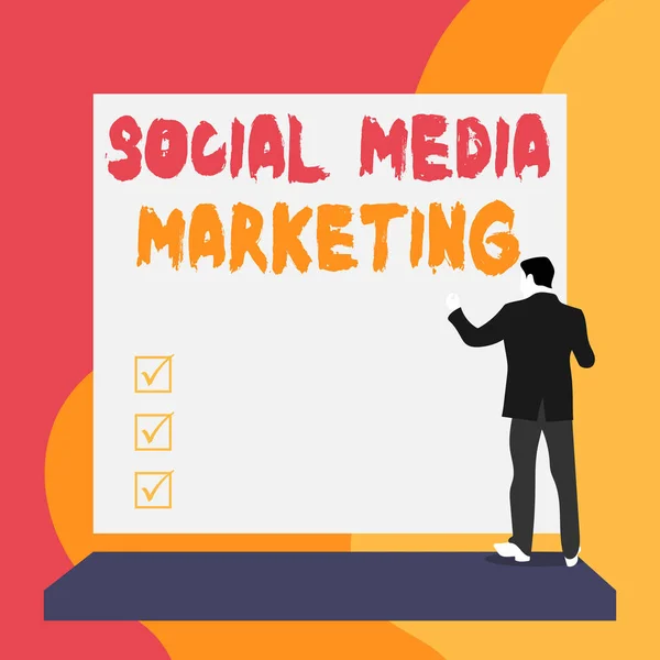 Scrittura concettuale a mano che mostra Social Media Marketing. Uso del sito web e della rete per promuovere il servizio clienti Indietro visualizza giovane donna che guarda un grande rettangolo vuoto . — Foto Stock