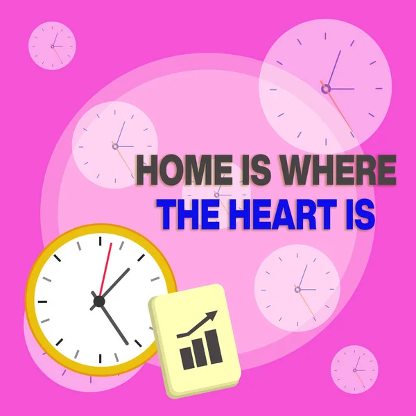 Note d'écriture montrant Home Is Where The Heart Is. Photo d'affaires mettant en valeur votre maison est l'endroit où vous vous sentez à l'aise et heureux Mise en page Horloge murale Bloc-notes avec flèche graphique barre escalade . — Photo