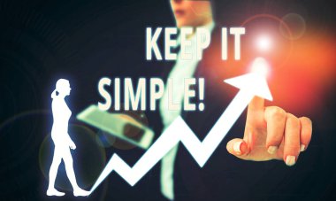 Basit Tut'u gösteren metin işareti. Kavramsal fotoğraf kolay bir şey sormak çok fazla detaya girmeyin anlamak Kadın insan giyim resmi iş elbisesi sunum sunan akıllı cihaz.