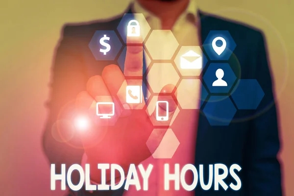 Word pisanie tekstu Holiday Hours. Koncepcja biznesowa dla pracownika otrzymuje dwa razy normalne wynagrodzenie za wszystkie godziny. — Zdjęcie stockowe