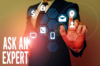 Uzmana Sor'u gösteren not yazma. İş fotoğrafı vitrinbir şey veya bilgili hakkında beceriye sahip birine danışın.